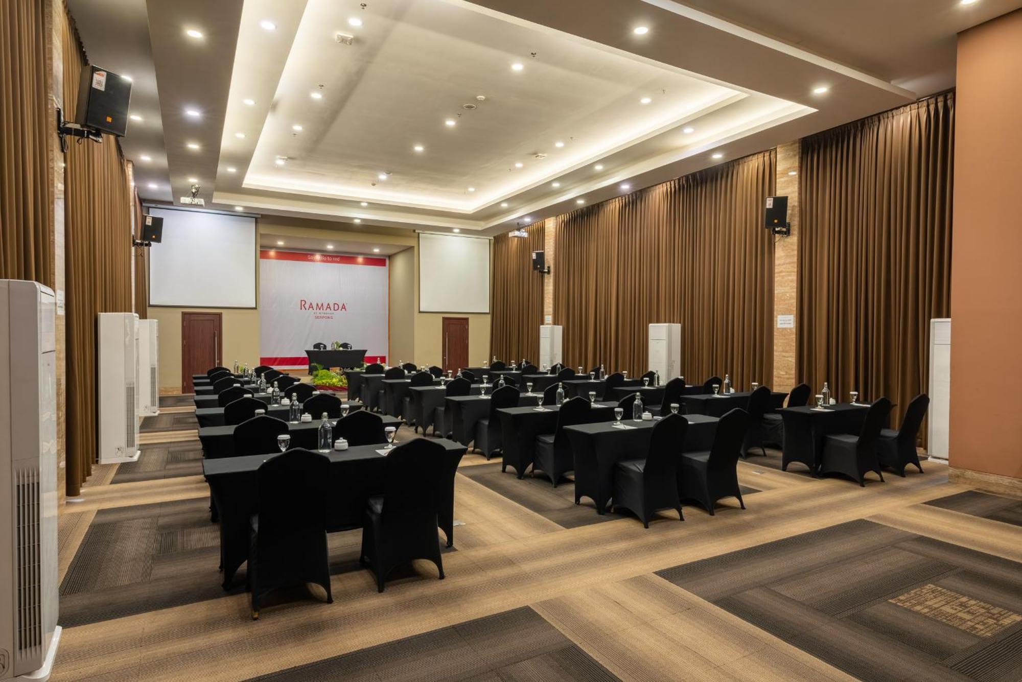 ซาฮิด เซอร์ปอง Hotel เซอร์ปง ภายนอก รูปภาพ