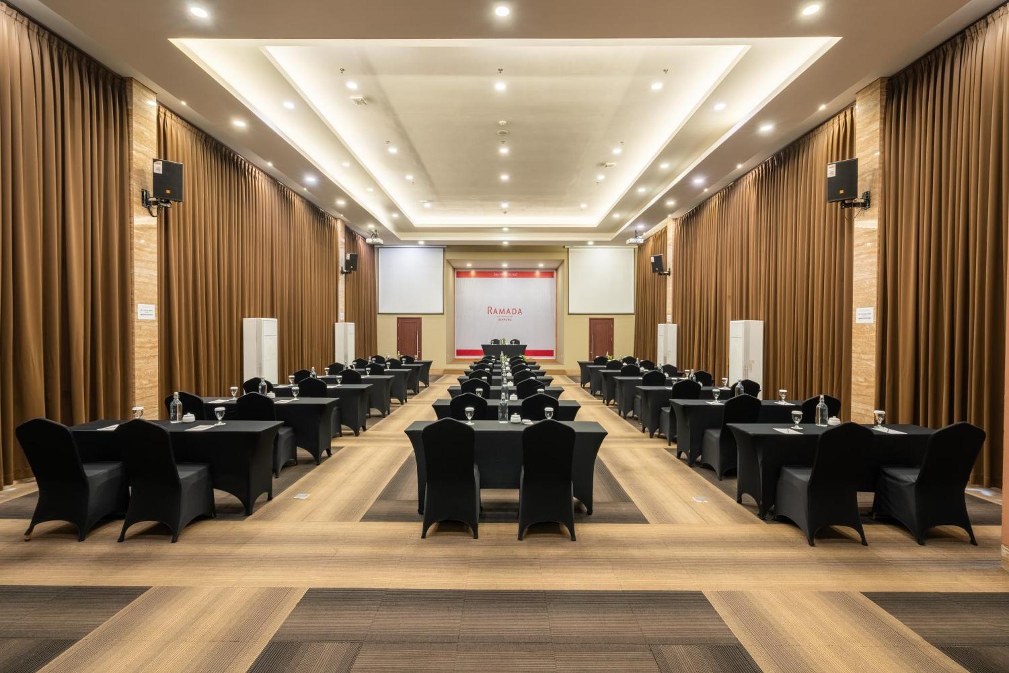 ซาฮิด เซอร์ปอง Hotel เซอร์ปง ภายนอก รูปภาพ