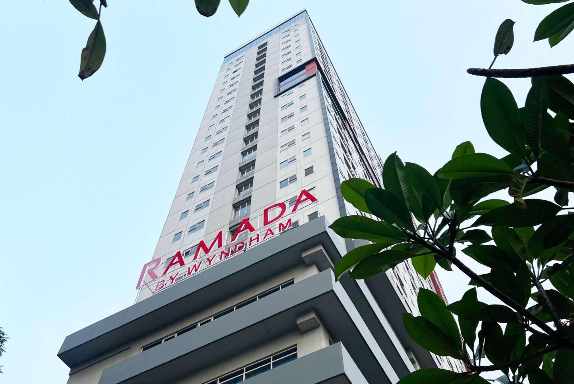 ซาฮิด เซอร์ปอง Hotel เซอร์ปง ภายนอก รูปภาพ