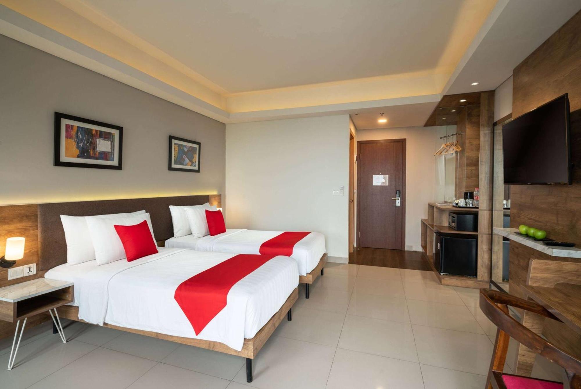 ซาฮิด เซอร์ปอง Hotel เซอร์ปง ภายนอก รูปภาพ